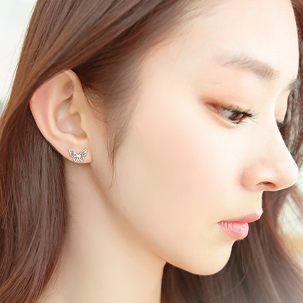 [พร้อมส่ง] ต่างหูก้านเงิน S925 ต่างหูก้านเสียบ รูปผีเสื้อ ลายฉลุ สีเงิน Silver925