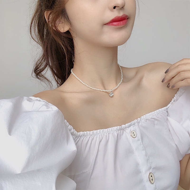 พร้อมส่งค่ะสร้อยคอลูกปัดสีมุกแต่งจี้เพชร