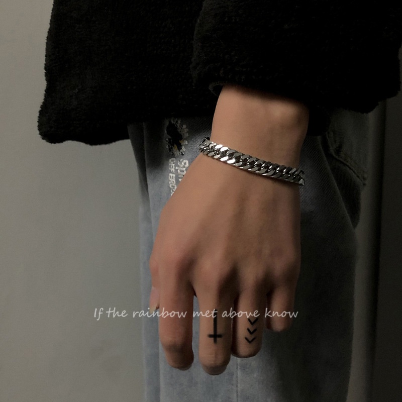 สร้อยข้อมือ สายโซ่เหล็กไทเทเนียม แบบหนา สไตล์ฮิปฮอป เรียบง่าย สําหรับผู้ชาย