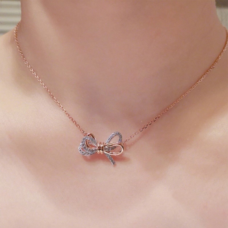 สินค้าพร้อมส่งในไทย Swarovskiของแท้ Swarovskiแท้ สวาล๊อฟกีswarovski กำไลข้อมือ สวารอฟส ของแท้ 100% ของขวัญสำ