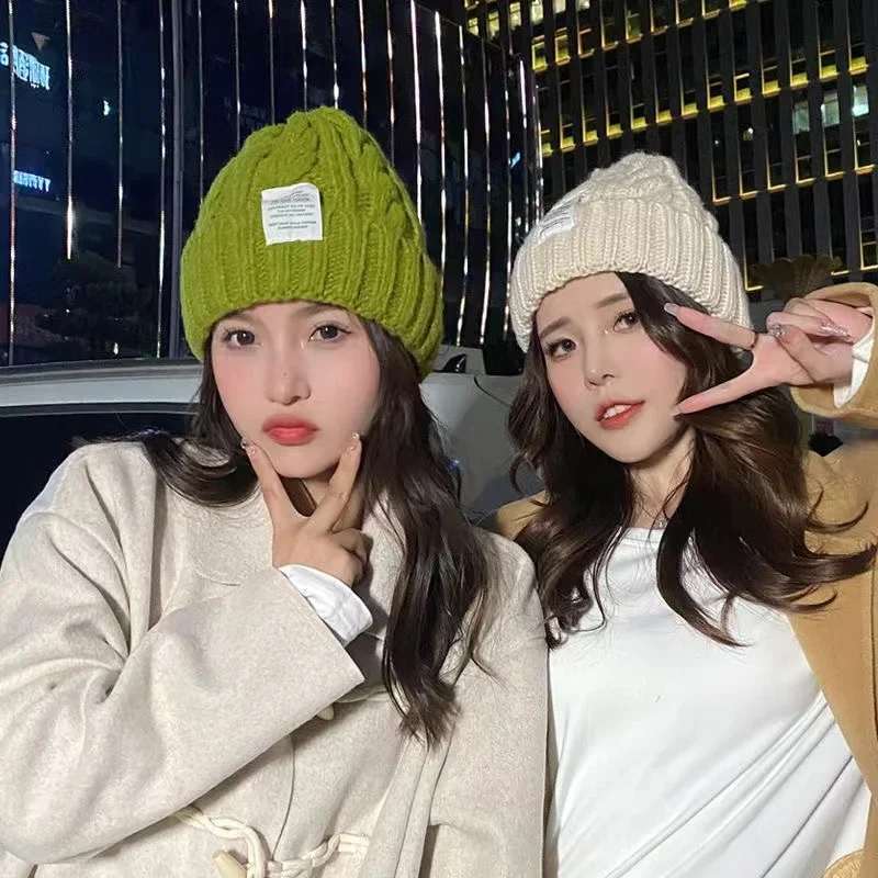 หมวกกันหนาว หมวกไหมพรม  หมวกบินนี่ ยืดได้เยอะ ใส่ได้ทั้งชายเเละหญิง