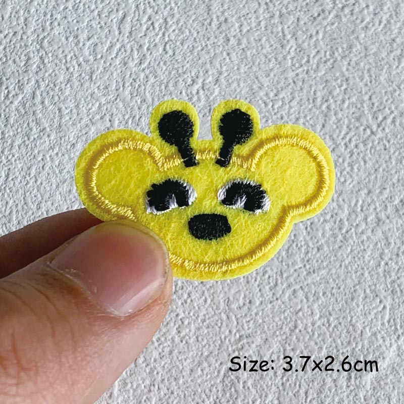 แผ่นแพทช์ ปักลายการ์ตูนสัตว์ เชอร์รี่ ผึ้ง สําหรับเย็บผ้า DIY