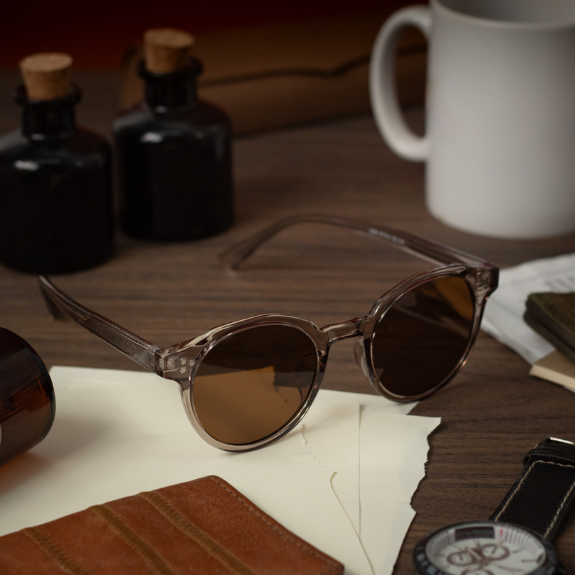แว่นกันแดด Model : Scotch (5245) Size.47 mm.