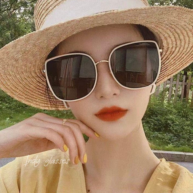 แว่นกันแดด งานนางฟ้า สวย หรู ดูแพง แว่นผู้หญิง งานสวยที่สุด (เกรดงานแพง) ส่งจากไทย   มี COD