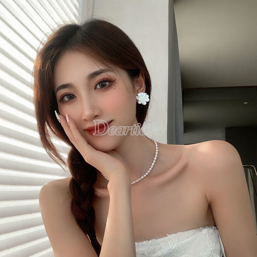 ใหม่ ต่างหู ลายดอกไม้ สีขาว สไตล์ฝรั่งเศส อินเทรนด์ สําหรับผู้หญิง