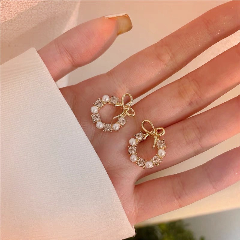 【JIHE】ต่างหูสตั๊ด ประดับโบว์มุก หรูหรา เครื่องประดับแฟชั่น เทรนด์ใหม่ ระดับไฮเอนด์