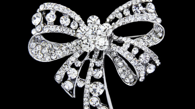 เข็มกลัดเพชร rhinestone ประดับโบว์สําหรับตกแต่งเสื้อผ้า เข็มกลัดเพชร rhinestone ประดับโบว์สําหรับตกแต่งเสื้อผ้า