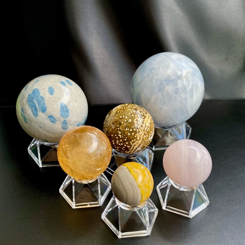Clear Acrylic Sphere Stand (ฐานอคริลิคใส สำหรับวางหินทรงกลม)