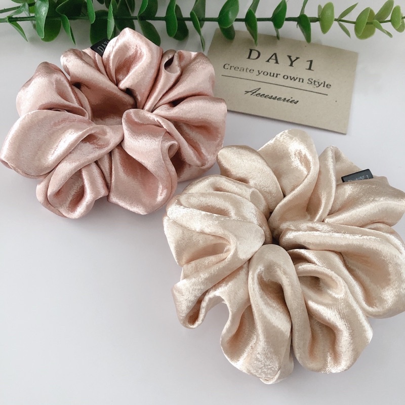 DAY 1 scrunchies โดนัทมัดผม ยางรัดผม