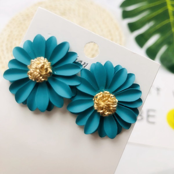 Fashion Big Daisy Earrings Women