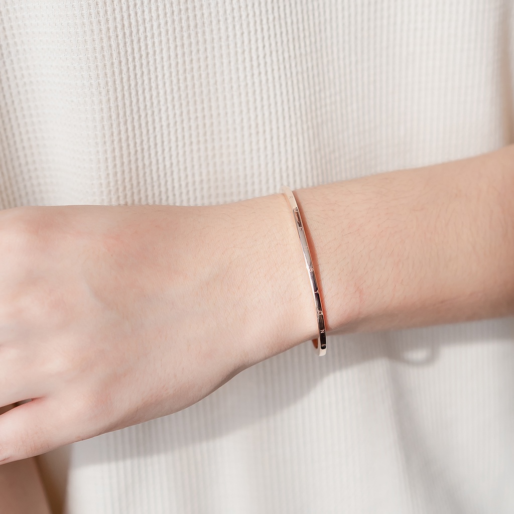 Harmenstone - กำไลข้อมือพระแม่ลักษมี สลักยันต์ - The Lakshmi Cuff I Pink Gold