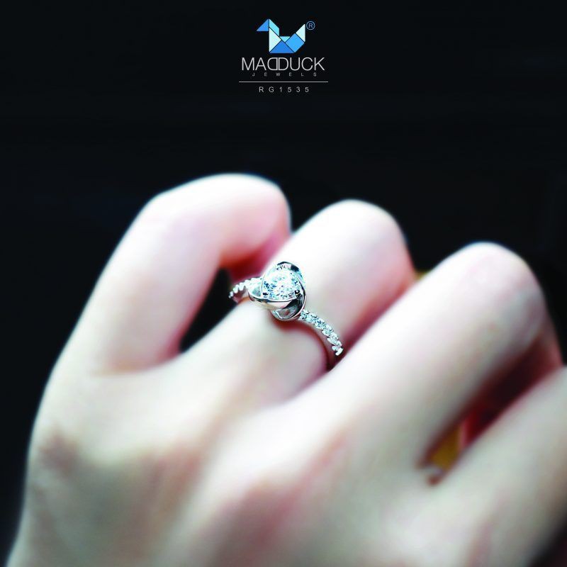 Madduckjewels แหวนเงินแท้ เพชร CZ ชุบโรเดียม RG1535