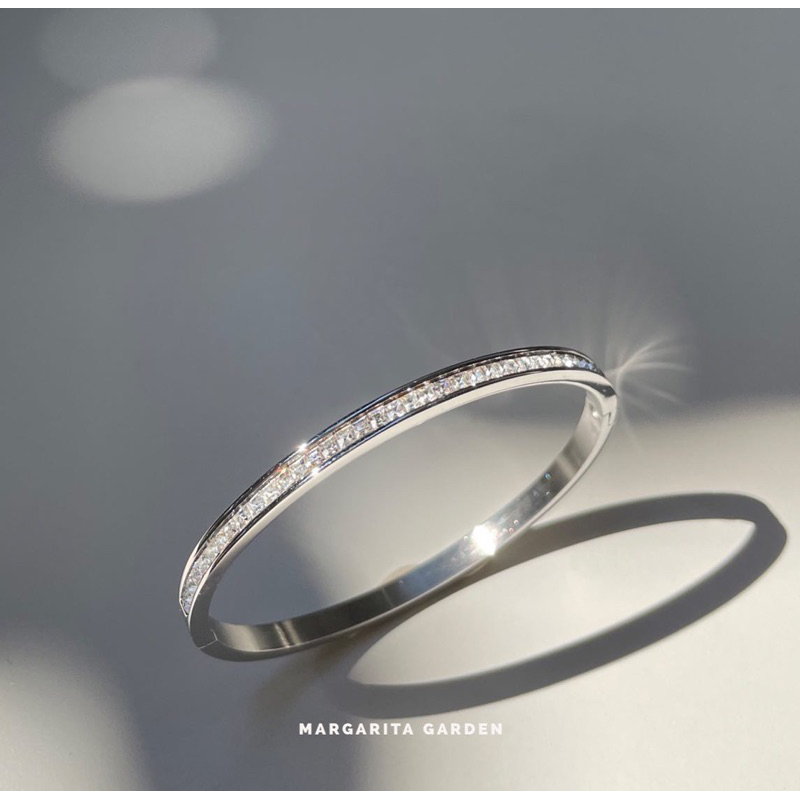 Margarita Half Circle Diamond Stainless Bangle