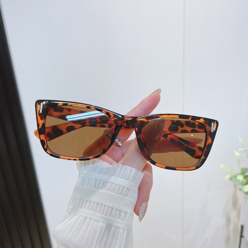 New Item 97110 แว่นตาแฟชั่น แว่นตากันแดด เลนส์สี สีมินิมอลสุดๆ [[ร้านในไทย??สินค้าพร้อมส่ง]]
