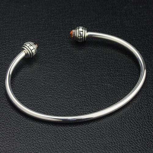 OHM Beads กำไลข้อมือ รุ่น C Bangle - สี Champagne - Silver 925 Charm เครื่องประดับ บีด เงิน เแก้ว จี้