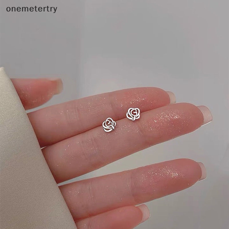 Onem ต่างหูสตั๊ด รูปดอกกุหลาบ ขนาดเล็ก สไตล์ฝรั่งเศส เรียบง่าย หรูหรา สําหรับผู้หญิง