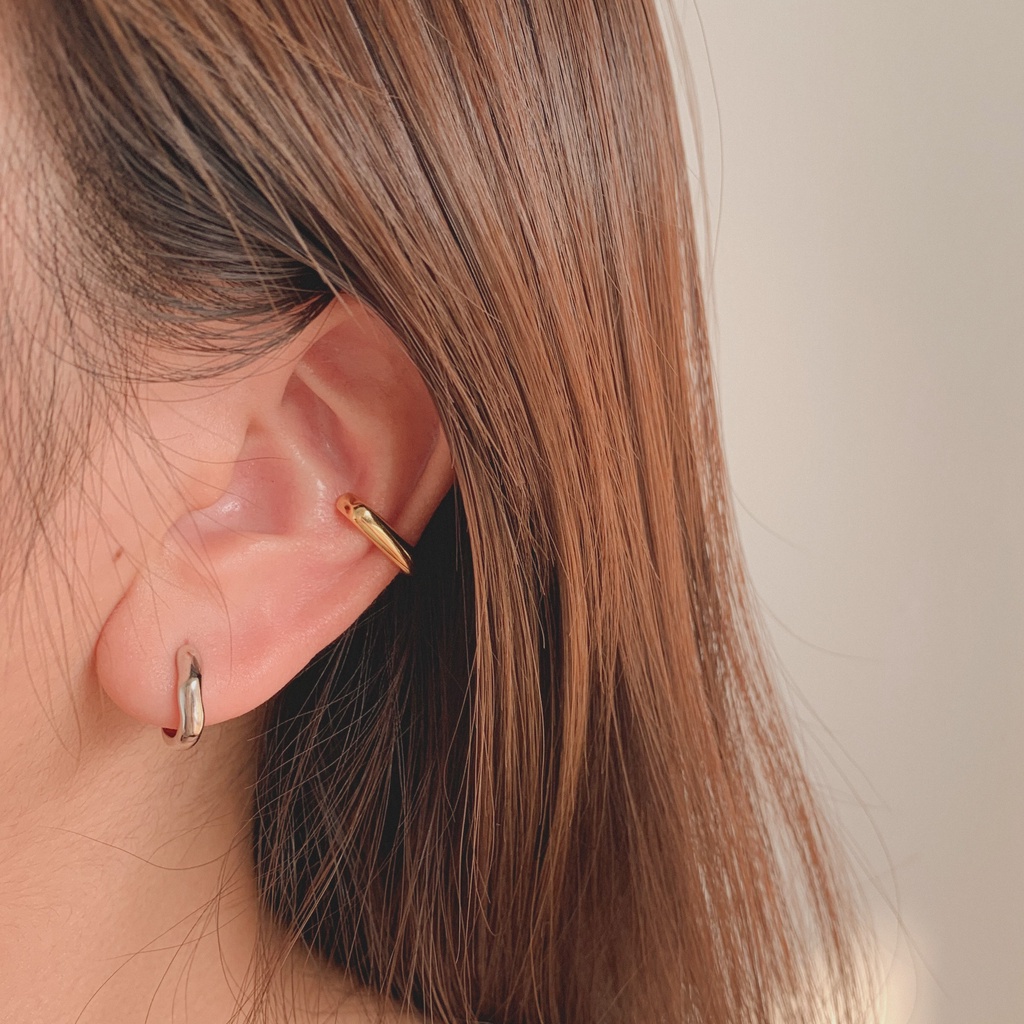 She with Cheewa | silver925 | thickie bar earcuff ต่างหูหนีบเงินแท้ มินิมอล เป็นทรงตรงๆ สุดชิค ปรับขนาดตามใบหูได้เลยค่ะ