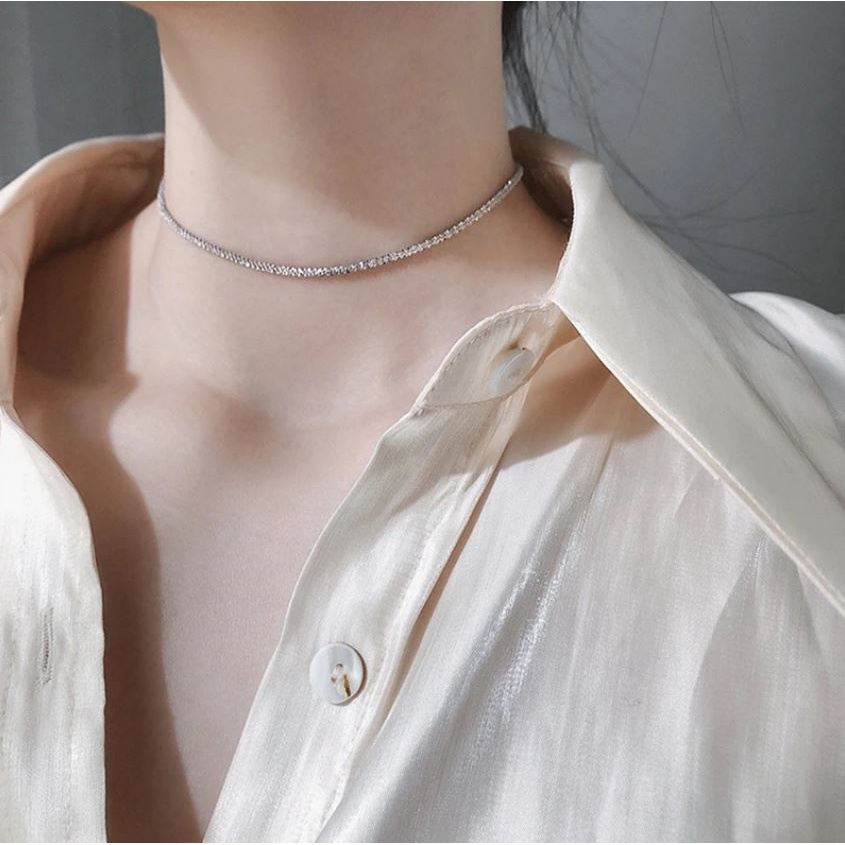 Teeya.shop_TH   / สร้อยคอ Clavicle Chain Choker ยอดนิยม สะท้อนเเสงเป็นประกาย สวยสะดุดตา