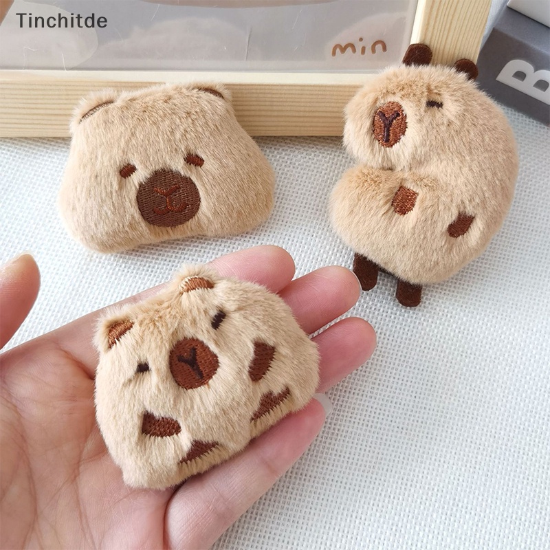 [Tinchitde] เข็มกลัด รูปตุ๊กตาสัตว์ Capybara น่ารัก ขนปุยนุ่มนิ่ม สําหรับตกแต่งเสื้อผ้า [Preferred]
