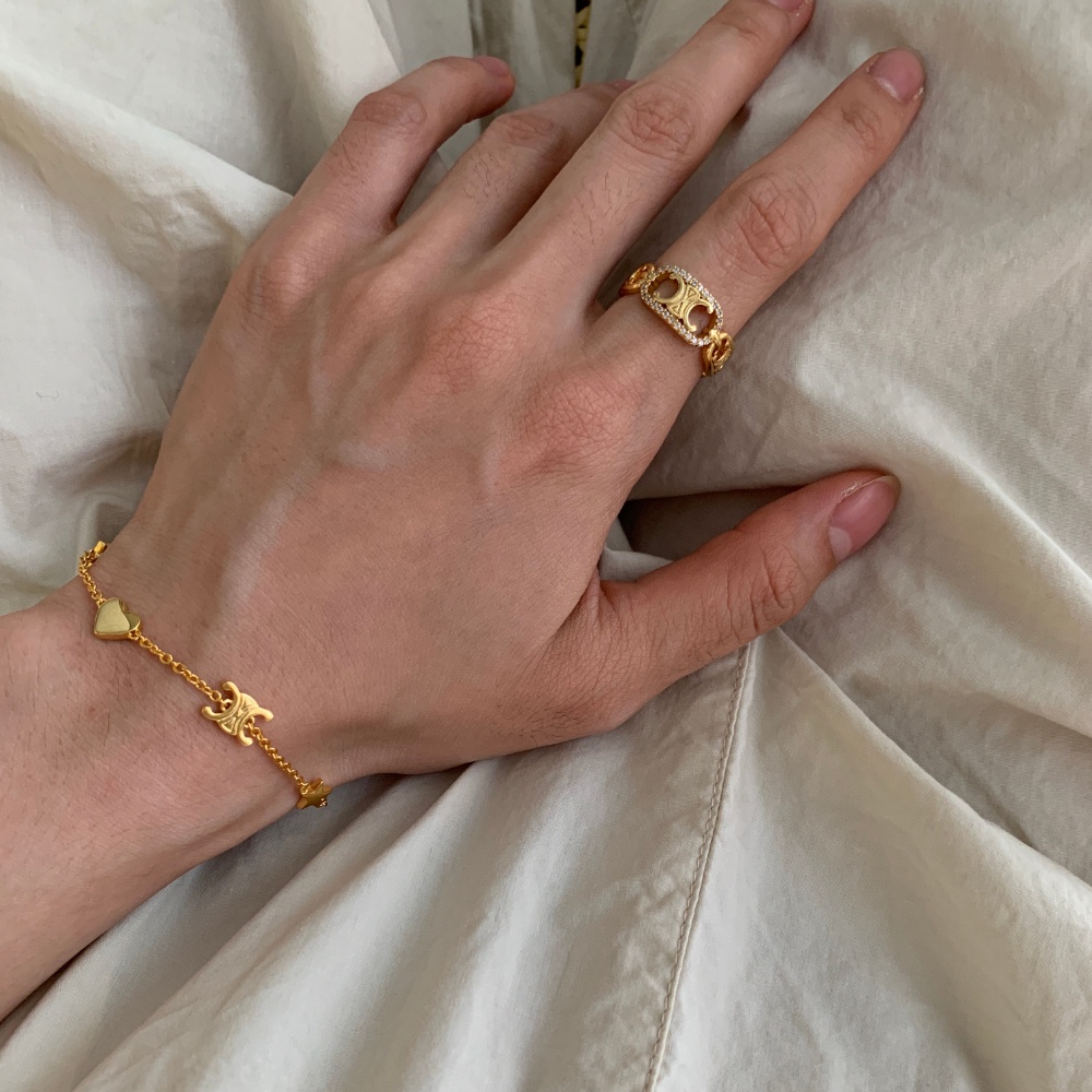 Xiya สร้อยข้อมือไทเทเนียม เหล็ก จี้รูปหัวใจ ดาว สไตล์เรโทร
