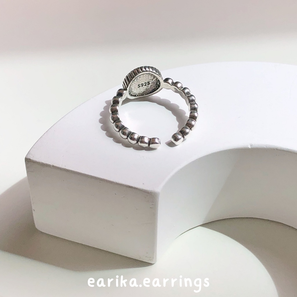 (กรอกโค้ด YAQ6E ลด 60.-) earika.earrings - midnight heart coin ring แหวนเหรียญจี้หัวใจเงินแท้ ฟรีไซส์ปรับขนาดได้
