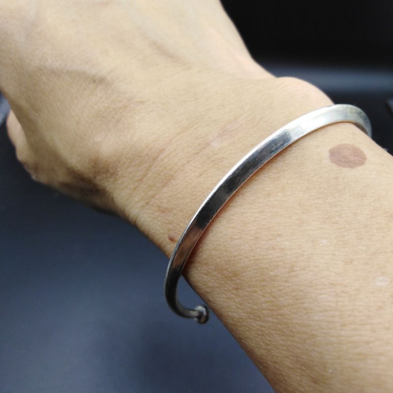 กำไลข้อมือเงินแท้​950​