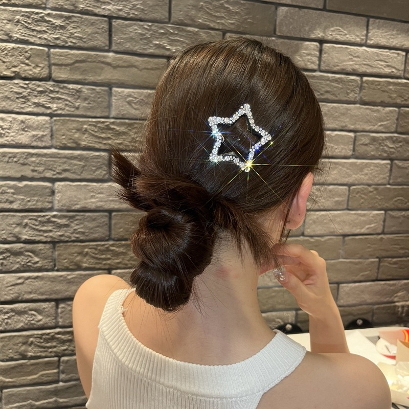 กิ๊บติดผม Star Glitter Clip ทรงน่ารักประดับกลิตเตอร์วิบวับ พร้อมส่ง