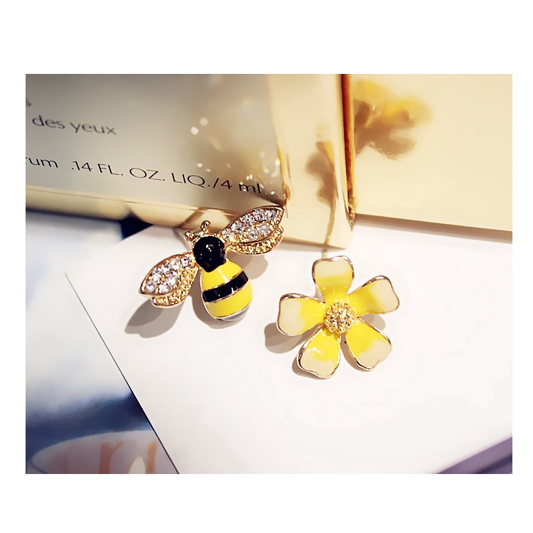 ของขวัญเครื่องประดับต่างหูเงินแท้รูปผึ้งดอกไม้สไตล์เกาหลี 925