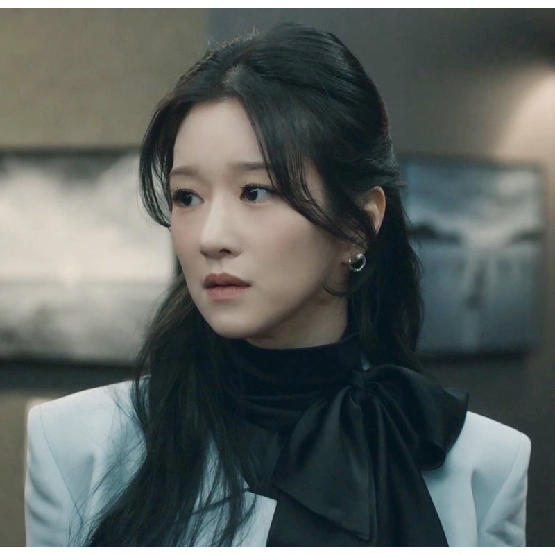 ต่างหูเงินแท้จาก eve ฝังเพชรละเอียด