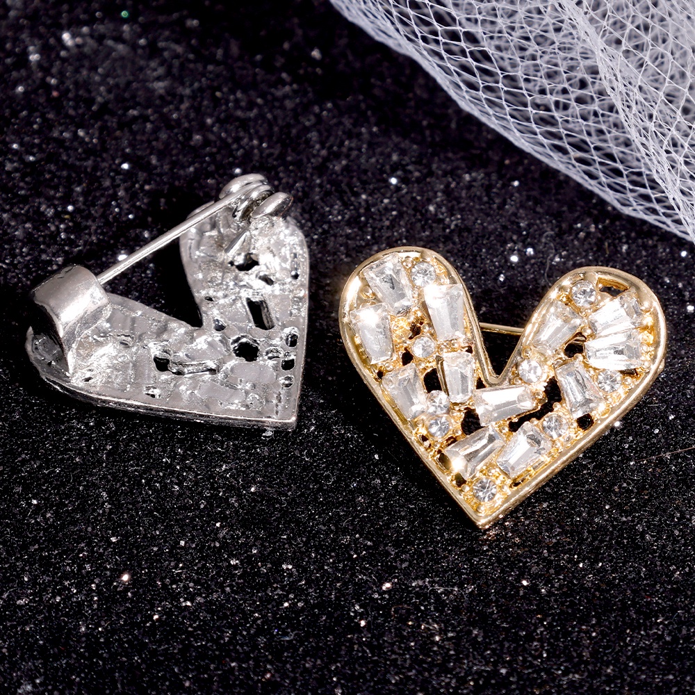 ผู้หญิง Rhinestone โลหะหัวใจเข็มกลัด