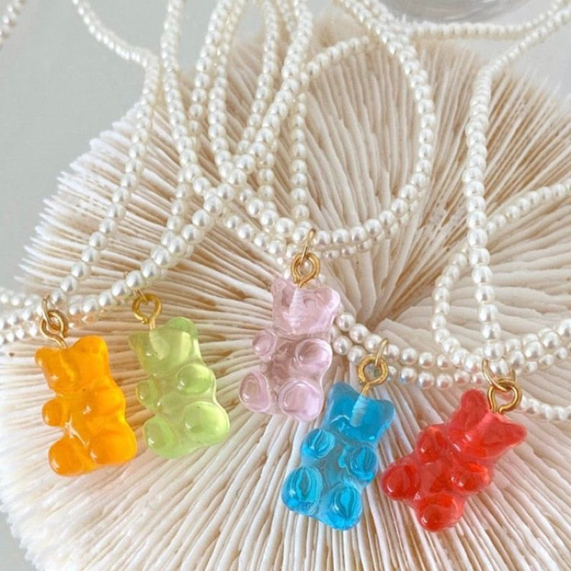 พร้อมส่ง   สร้อยคอลูกปัดจี้หมีเจลลี่แบร์