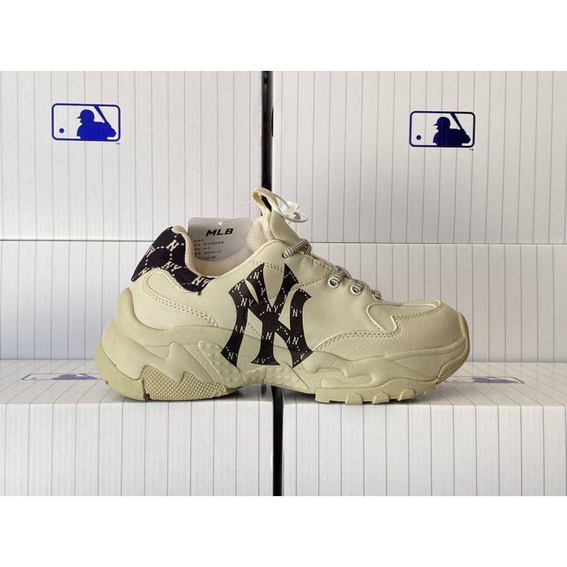 (พร้อมส่งมีวิธีตรวจสอบสินค้า พร้อมกล่อง MLB แท้ชัวร์  ช้อป เกาหลี (BigBall Chunky)มี36-45