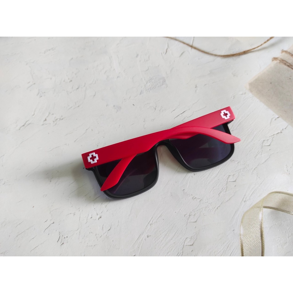 [มีของที่กรุงเทพ]แว่นยิงปลา แว่นเลนส์ออโต้ปรับแสง Polarized 9911BL