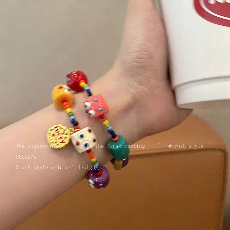 สร้อยข้อมือ ประดับลูกปัด ลายตัวอักษรมอนสเตอร์ สีสันสดใส ยาว 17 กม. สําหรับผู้หญิง