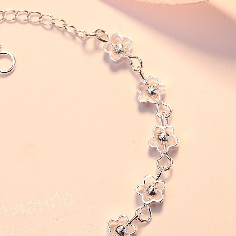 สร้อยข้อมือลูกปัดแฮนด์เมดลายดอกไม้สีเงิน