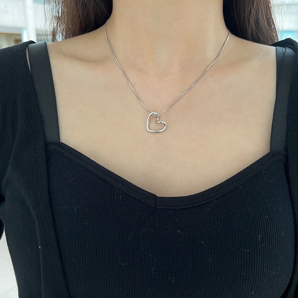 สร้อยคอจี้หัวใจสไตล์หวานสำหรับผู้หญิงสร้อยคอโซ่เงินเครื่องประดับแฟชั่น