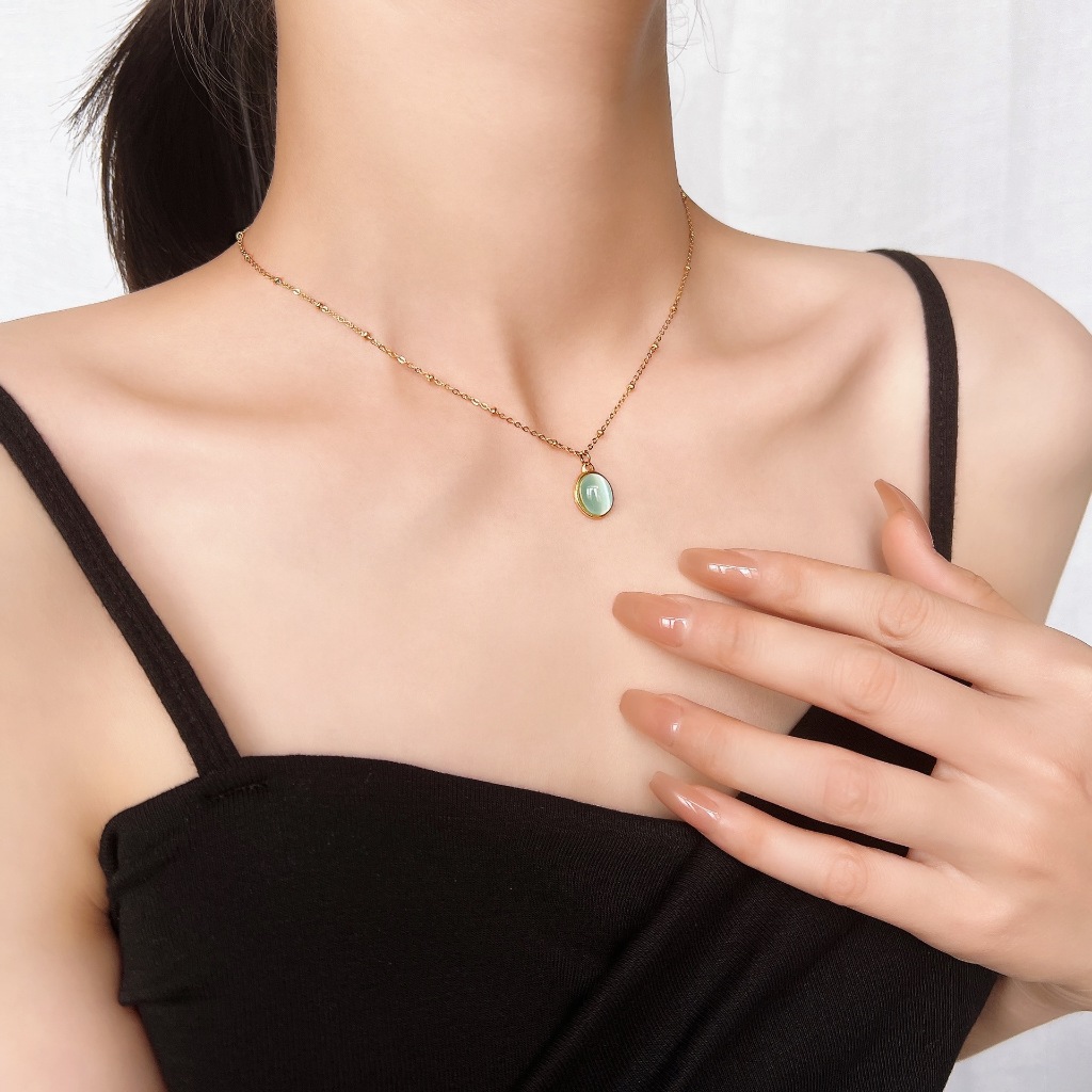 สร้อยคอโซ่เหล็กไทเทเนียม ทอง 18k จี้โอปอล สีไม่จาง สไตล์ฝรั่งเศส สําหรับผู้หญิง
