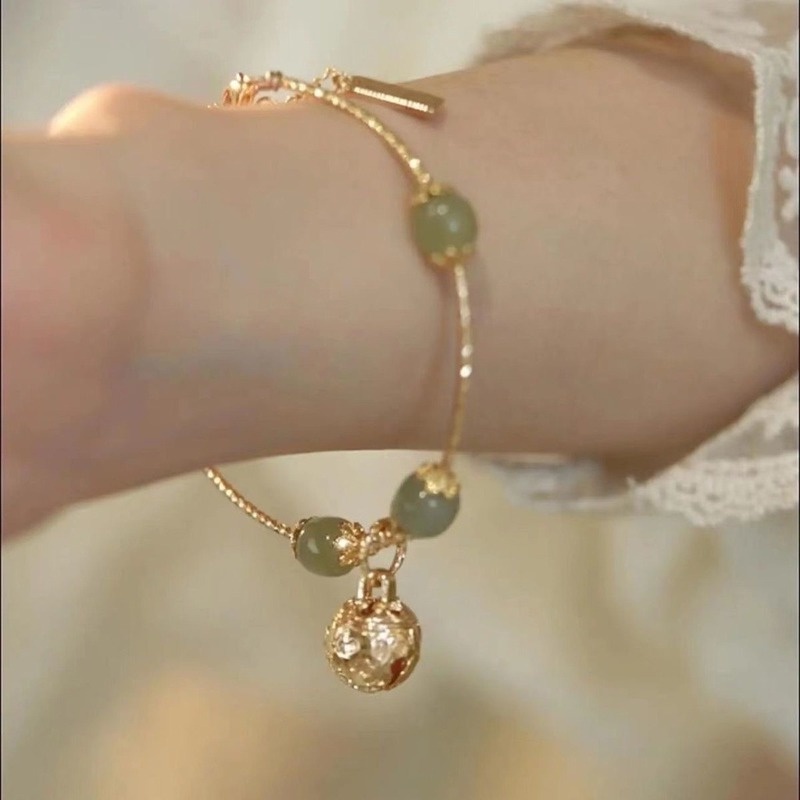 เครื่องประดับ สร้อยข้อมือ จี้หยกเทียม ผีเสื้อ ประดับเพชรเทียม แฟชั่นสําหรับผู้หญิง
