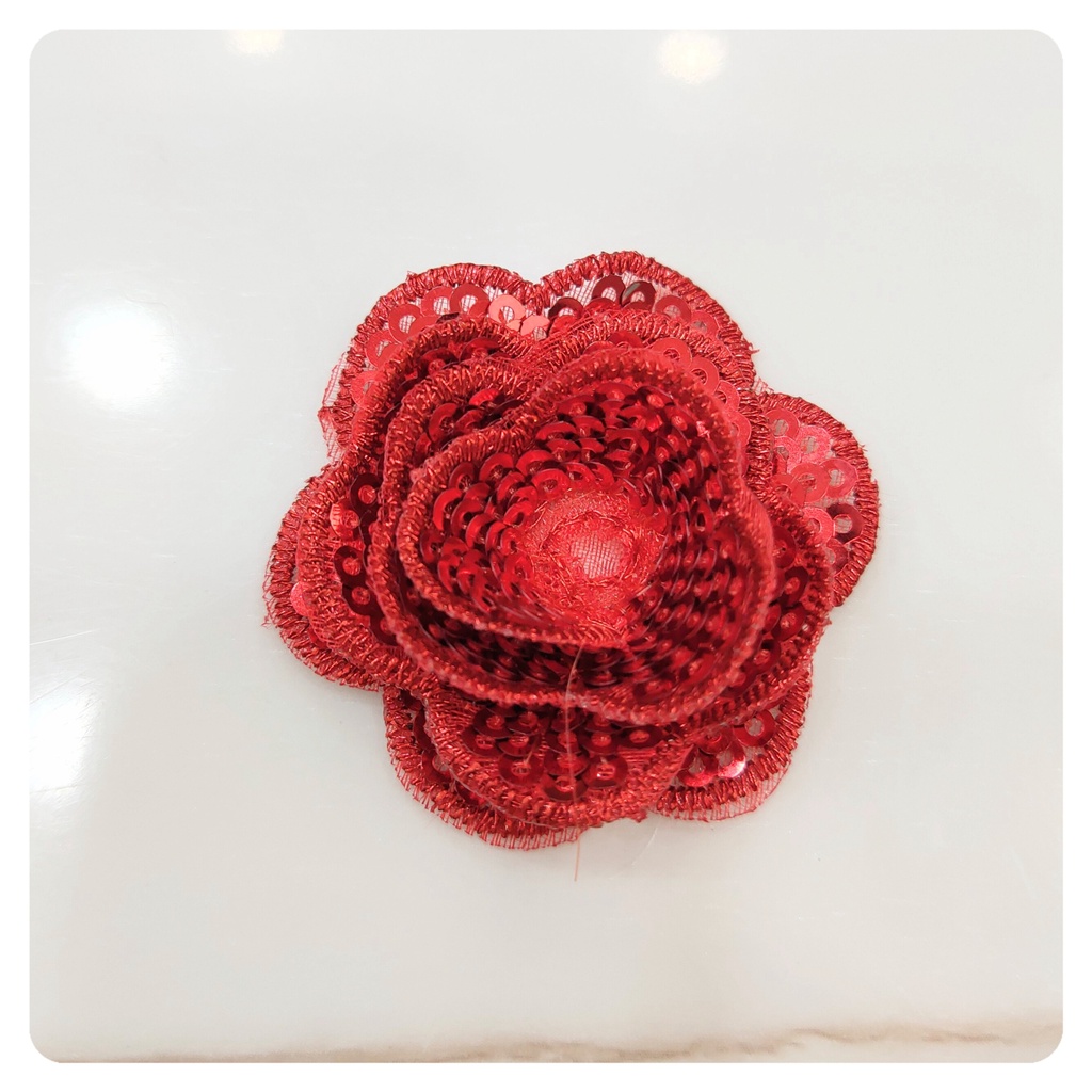 แผ่นแพทช์ ปักเลื่อม รูปดอกไม้ 3D ขนาดเล็ก 4 ซม. แฮนด์เมด DIY สําหรับตกแต่งชุดแต่งงาน