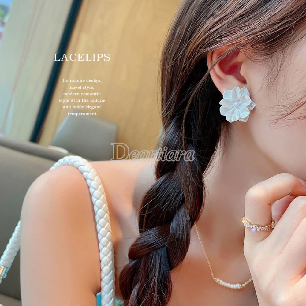 ใหม่ ต่างหู ลายดอกไม้ สีขาว สไตล์ฝรั่งเศส อินเทรนด์ สําหรับผู้หญิง