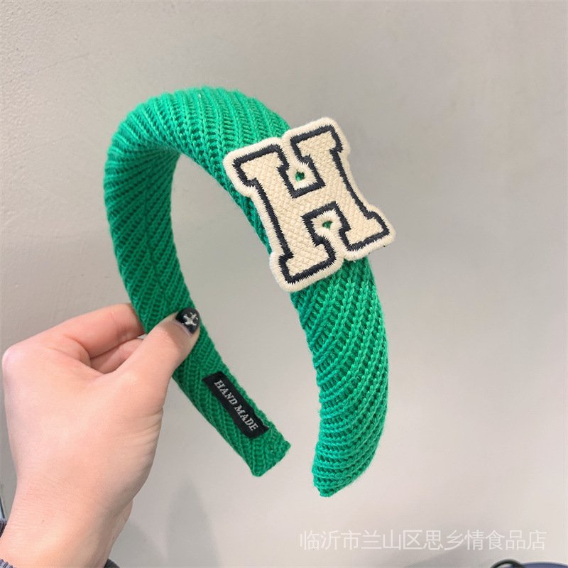 ใหม่ ที่คาดผม ผ้าวูล ลายหัวกะโหลก สีแคนดี้ สไตล์เรโทร สําหรับผู้หญิง 2022
