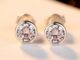 เดี่ยวเพชร Bezel Stud Earrings ชุบทองคำขาว 18k ทองคำขาวทองคำขาว Moissanite กะรัตผู้หญิงต่างหูเพชร de2-799