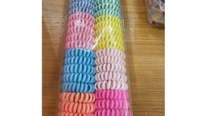 50วงยางรัดผมเกลียวเล็ก21216สีมุกหวาน เส้นผ่าศูนย์กลาง3cmบรรจุ50วงต่อถุงขนาด2.5cm