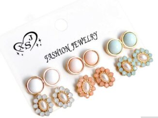 ต่างหู ตุ้มหู แฟชั่น ขายยกแผง 6 สี 6 แบบ ต่างหู ใส่เที่ยว ใส่เรียน แฟชั่น เก๋ ๆ ราคาถูก