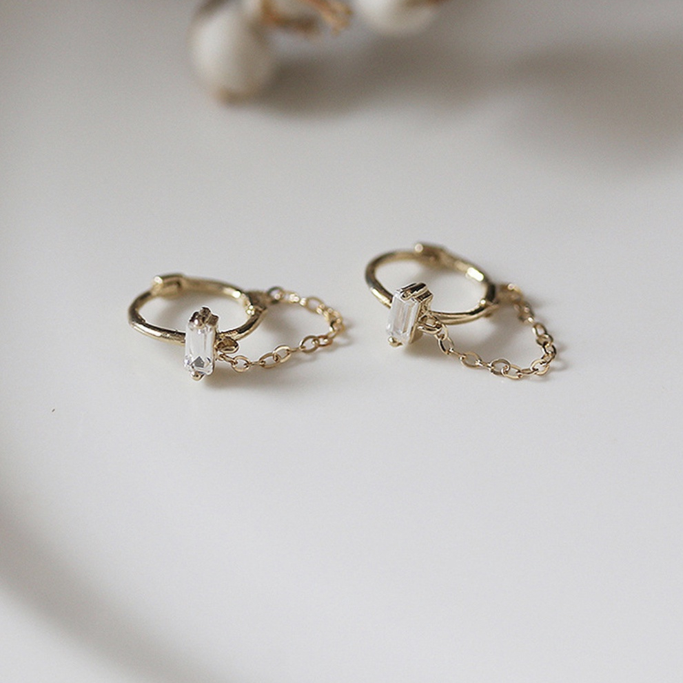 221-littlegirl gifts- Small square diamond chain earring s925