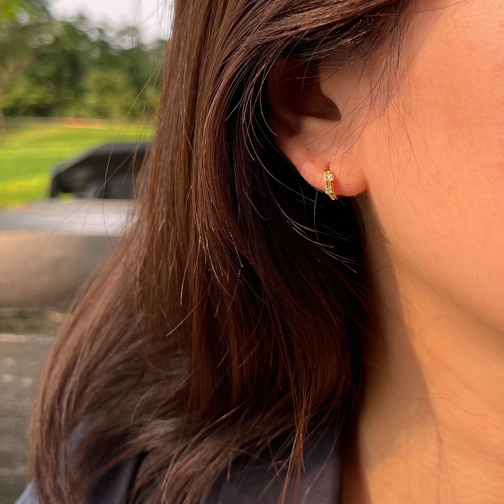 A.piece  ต่างหูเงินแท้ [all silver 925] petite galaxy one-touch
