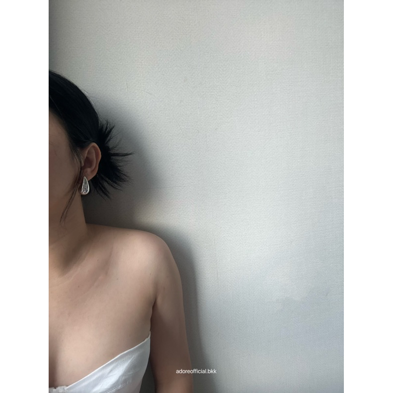 Adore- Water drop earring