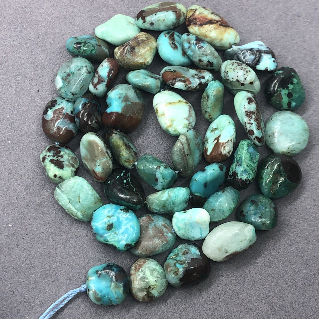 Azurite Turquoise Beads ลูกปัดสีเขียวขุ่นหินหลวมธรรมชาติกรวดรูปร่างผิดปกติ DIY