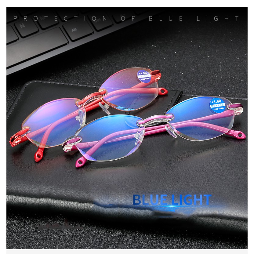 BOYSEEN กรอบป้องกันแสงสีฟ้าแว่นตาอ่านหนังสือที่สะดวกสบายผู้หญิง 802B