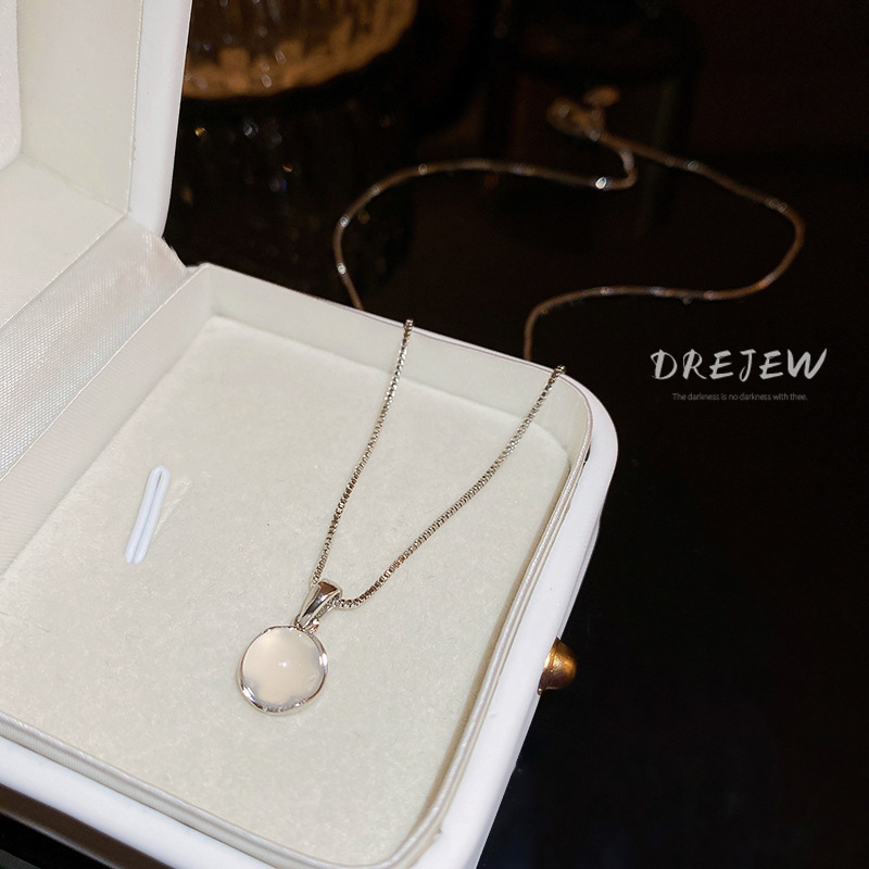 DREJEW สร้อยคอโซ่ จี้ทรงกลม เรขาคณิต เรียบง่าย ความรู้สึกสูง เครื่องประดับแฟชั่น